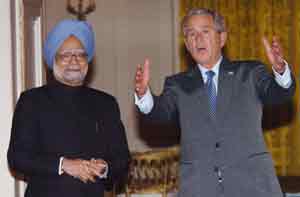 The Prime Minister, Dr. Manmohan Singh with the American President, Mr. George W. Bush 